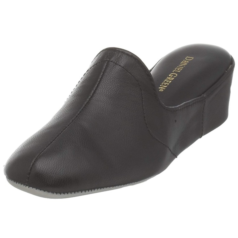 Like new Daniel Green leather slippers sz 10